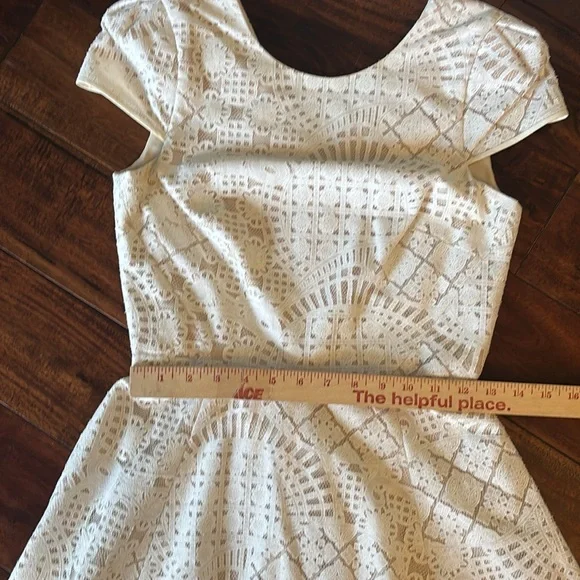 Anthropologie | White lace cap sleeve fit & flare dress - Picture 6 of 13